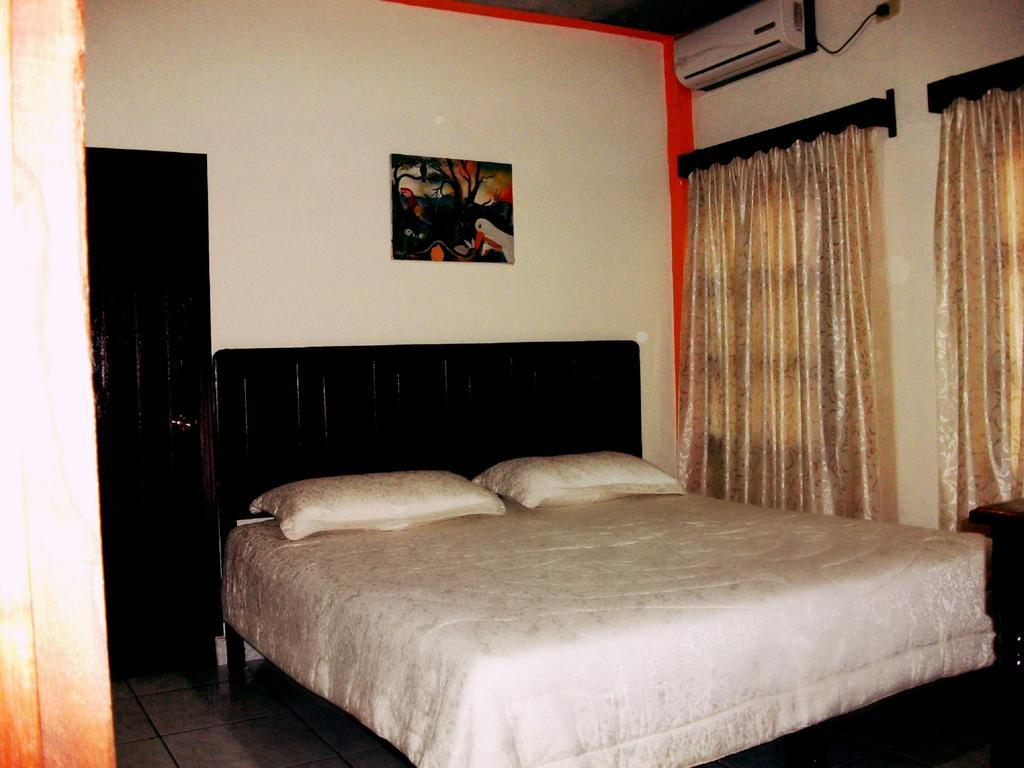 Hotel & Hostal Yaxkin Copan Phòng bức ảnh