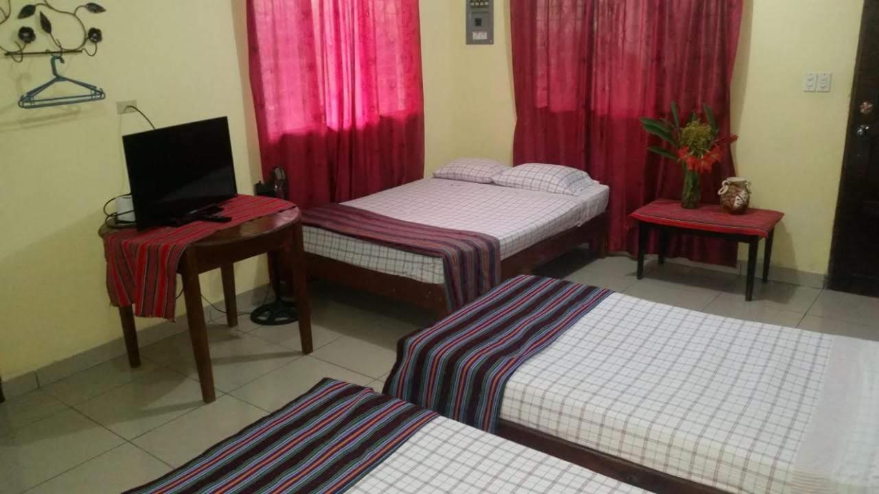 Hotel & Hostal Yaxkin Copan Ngoại thất bức ảnh
